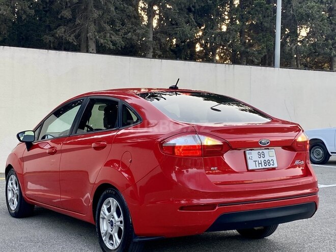Ford Fiesta 2014, 127,120 km - 1.6 l - Bakı