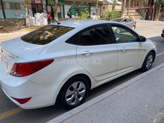Hyundai Accent 2014, 148,000 km - 1.6 l - Şamaxı