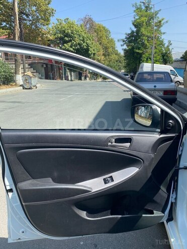 Hyundai Accent 2014, 148,000 km - 1.6 l - Şamaxı