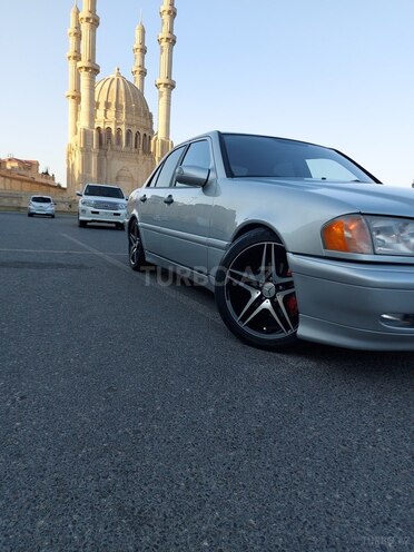 Mercedes C 200 1998, 428,000 km - 2.0 л - Bakı