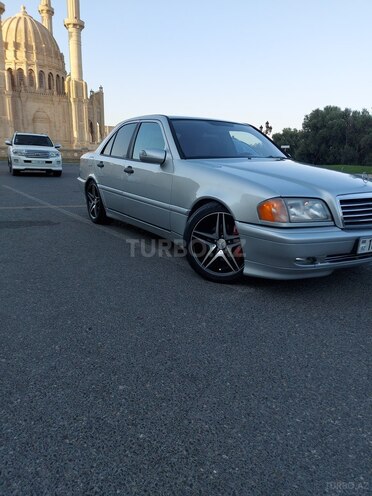 Mercedes C 200 1998, 428,000 km - 2.0 л - Bakı