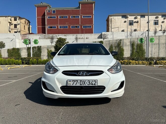 Hyundai Accent 2013, 170,000 km - 1.4 л - Bakı