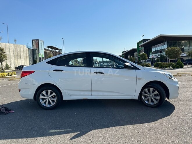 Hyundai Accent 2013, 170,000 km - 1.4 л - Bakı