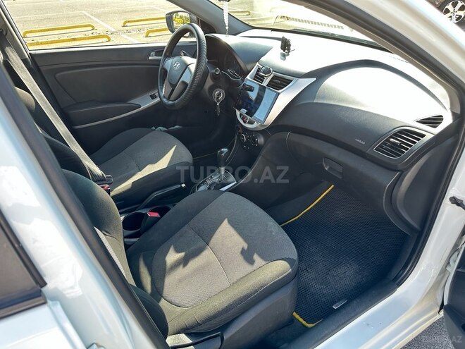 Hyundai Accent 2013, 170,000 km - 1.4 л - Bakı