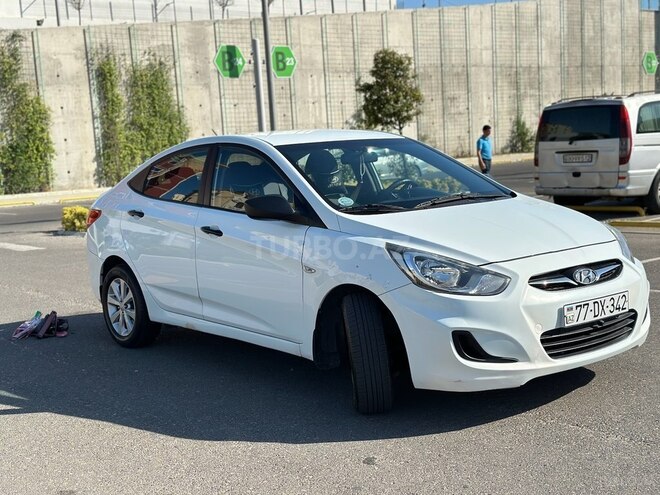 Hyundai Accent 2013, 170,000 km - 1.4 л - Bakı