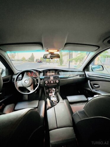 BMW 520 2007, 242,000 km - 2.0 l - Bakı