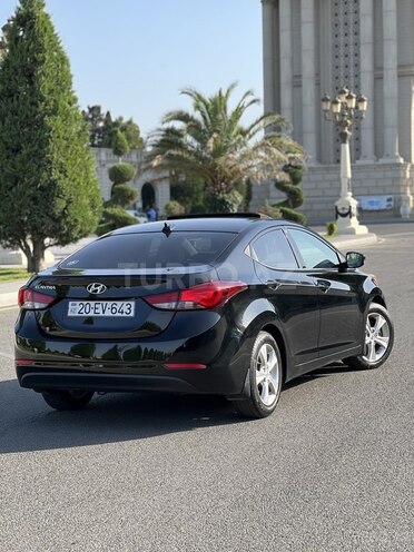 Hyundai Elantra 2015, 88,180 km - 1.8 l - Gəncə