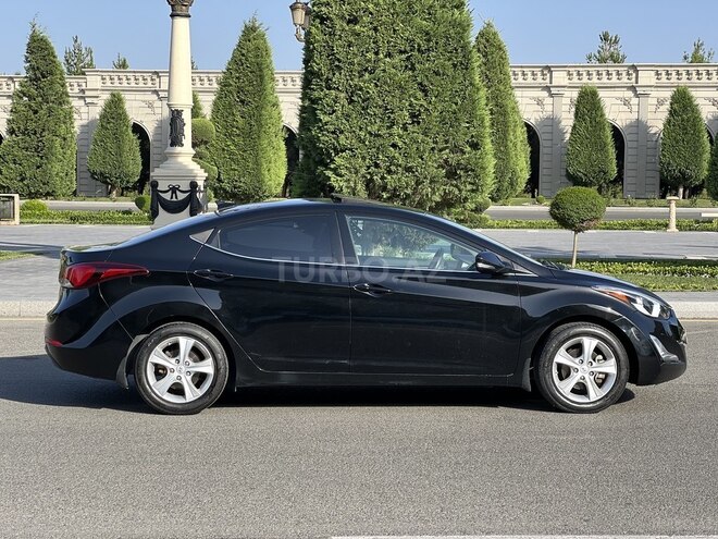 Hyundai Elantra 2015, 88,180 km - 1.8 l - Gəncə