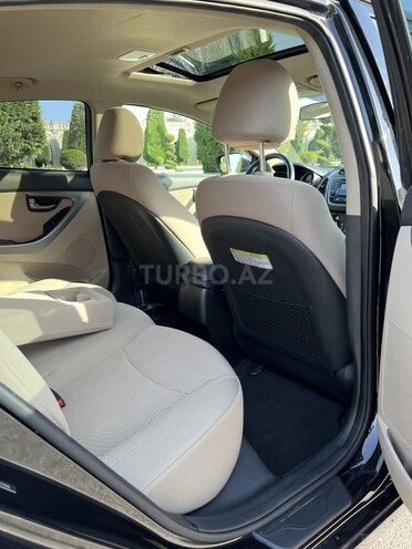 Hyundai Elantra 2015, 88,180 km - 1.8 l - Gəncə