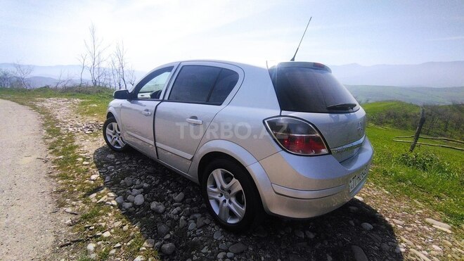 Opel Astra 2008, 156,124 km - 1.4 л - Quba