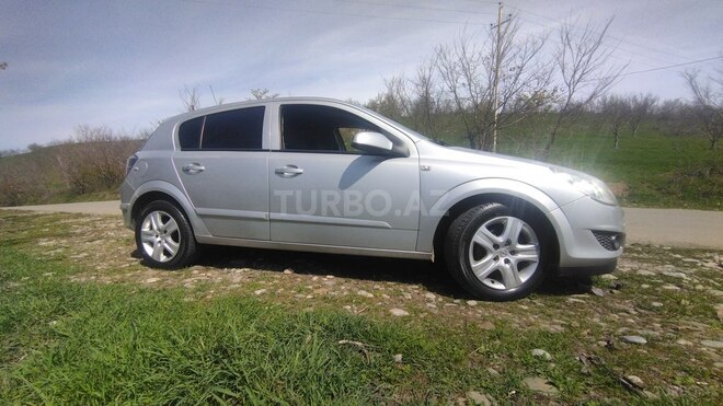 Opel Astra 2008, 156,124 km - 1.4 л - Quba