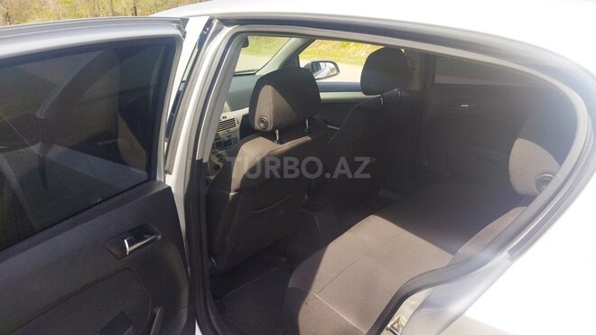 Opel Astra 2008, 156,124 km - 1.4 л - Quba