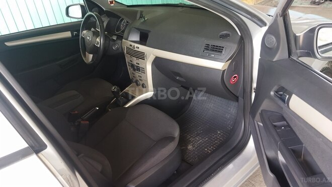 Opel Astra 2008, 156,124 km - 1.4 л - Quba