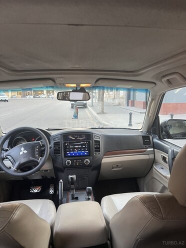 Mitsubishi Pajero 2008, 189,000 km - 3.0 l - Bakı