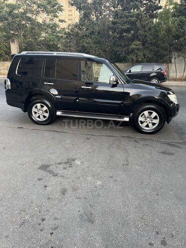 Mitsubishi Pajero 2008, 189,000 km - 3.0 l - Bakı