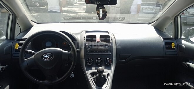 Toyota Auris 2007, 289,000 km - 1.4 l - Bakı