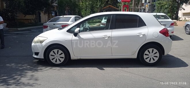 Toyota Auris 2007, 289,000 km - 1.4 l - Bakı