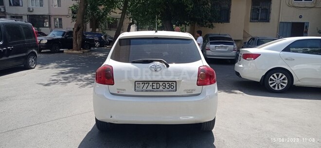 Toyota Auris 2007, 289,000 km - 1.4 l - Bakı