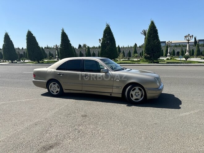Mercedes E 240 1998, 312,489 km - 2.4 l - Gəncə