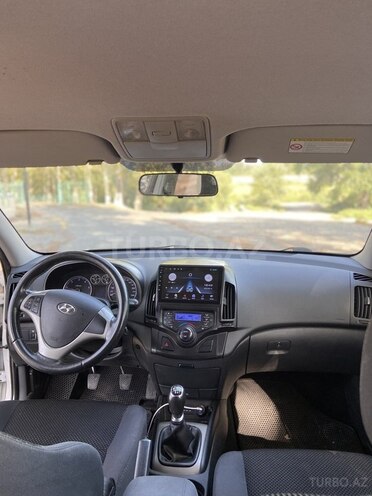 Hyundai i30 2010, 267,000 km - 1.6 l - Bakı