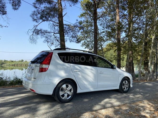 Hyundai i30 2010, 267,000 km - 1.6 l - Bakı