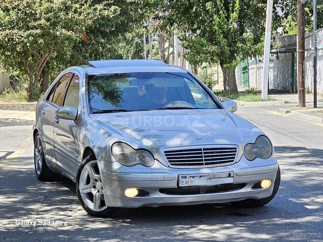 Mercedes C 220 2001, 365,000 km - 2.2 l - Mingəçevir