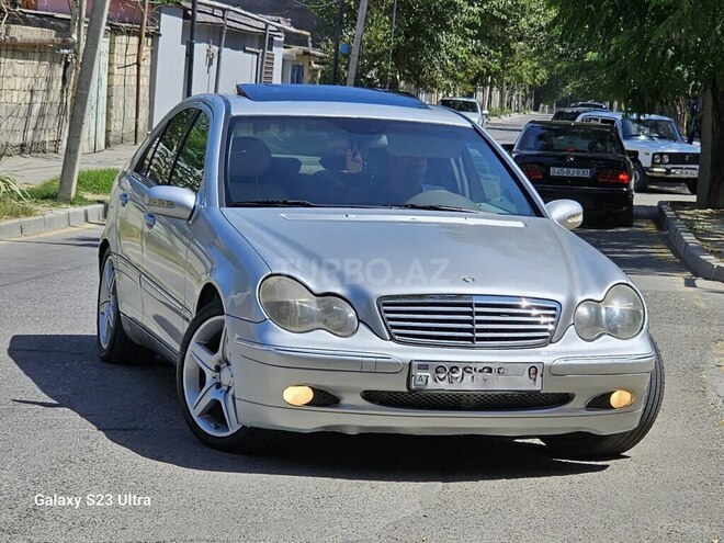 Mercedes C 220 2001, 365,000 km - 2.2 l - Mingəçevir