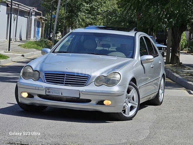 Mercedes C 220 2001, 365,000 km - 2.2 l - Mingəçevir