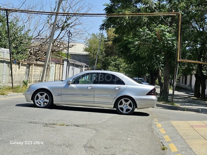 Mercedes C 220 2001, 365,000 km - 2.2 l - Mingəçevir
