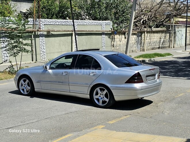 Mercedes C 220 2001, 365,000 km - 2.2 l - Mingəçevir