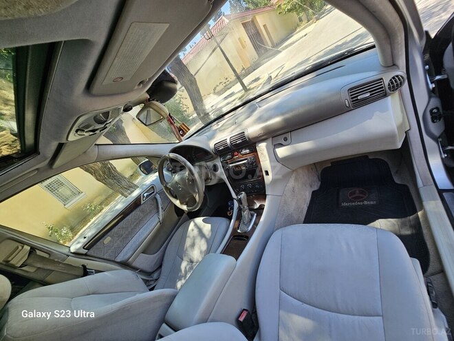 Mercedes C 220 2001, 365,000 km - 2.2 l - Mingəçevir