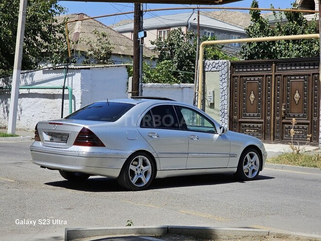 Mercedes C 220 2001, 365,000 km - 2.2 l - Mingəçevir