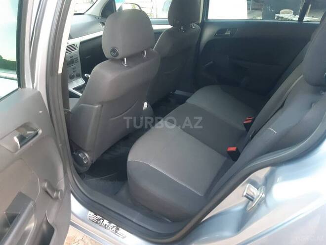Opel Astra 2009, 261,000 km - 1.6 l - Bakı