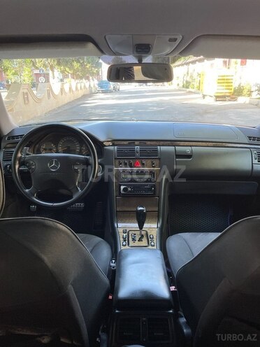 Mercedes E 270 2001, 312,000 km - 2.7 л - Gəncə