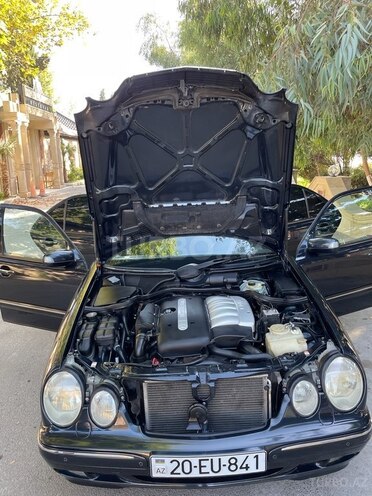 Mercedes E 270 2001, 312,000 km - 2.7 л - Gəncə