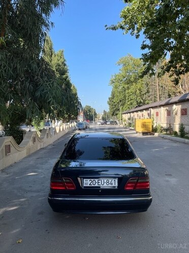 Mercedes E 270 2001, 312,000 km - 2.7 л - Gəncə