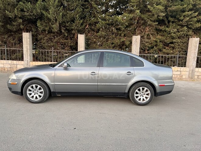 Volkswagen Passat 2004, 300,000 km - 1.8 l - Masallı