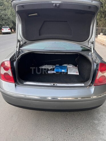 Volkswagen Passat 2004, 300,000 km - 1.8 l - Masallı
