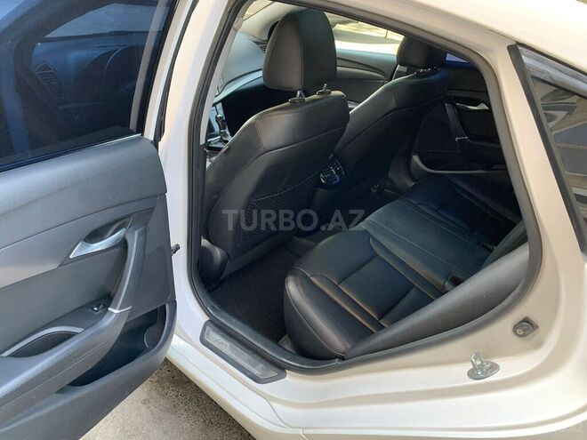 Hyundai i40 2013, 216,000 km - 2.0 l - Bakı