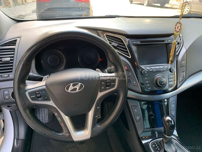 Hyundai i40 2013, 216,000 km - 2.0 l - Bakı