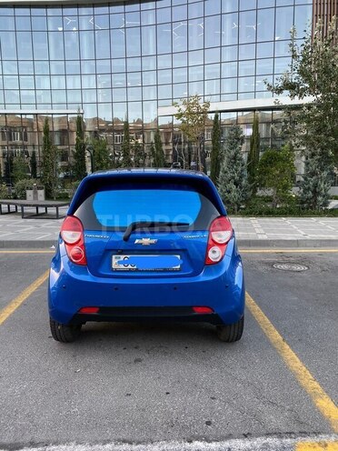 Chevrolet Spark 2015, 137,200 km - 1.0 л - Bakı