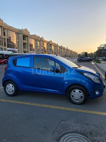 Chevrolet Spark 2015, 137,200 km - 1.0 л - Bakı