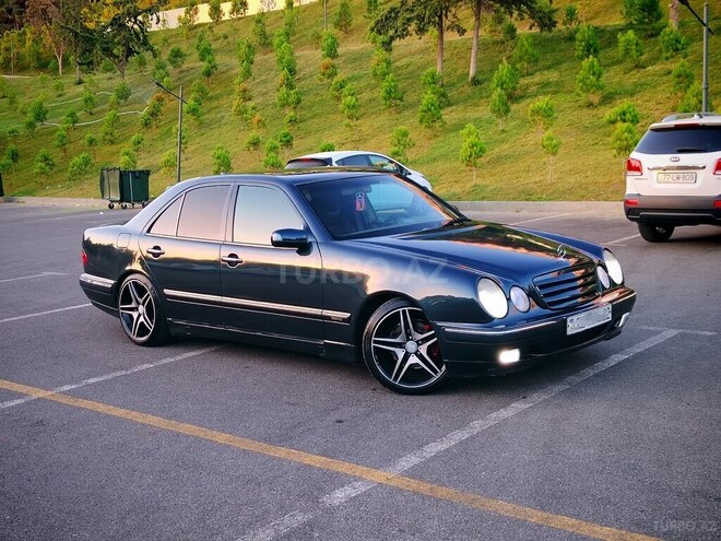 Mercedes E 200 2000, 358,000 km - 2.0 л - Bakı
