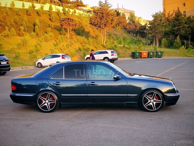 Mercedes E 200 2000, 358,000 km - 2.0 л - Bakı