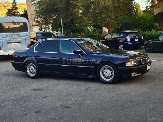 BMW 740 1997, 325,000 km - 4.0 l - Bakı