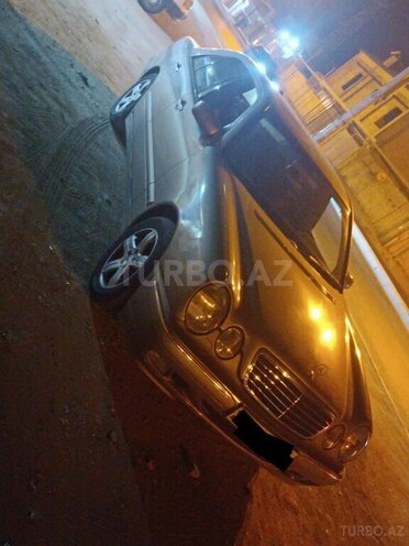 Mercedes E 220 2000, 255,000 km - 2.2 л - Bakı