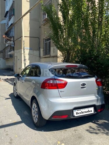 Kia Rio 2011, 255,000 km - 1.1 l - Bakı