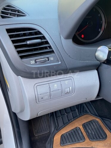 Hyundai Accent 2017, 80,000 km - 1.6 l - Bakı