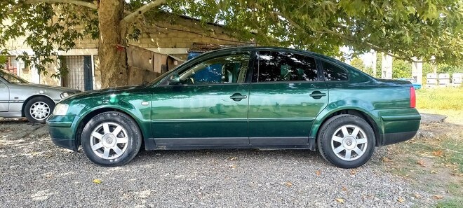 Volkswagen Passat 1999, 228,599 km - 1.8 l - Mingəçevir