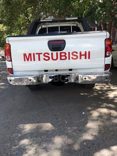 Mitsubishi L200 2013, 195,000 km - 2.5 l - Bakı